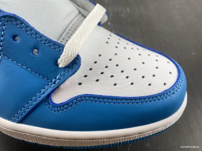 CJ7891-401 SB Nike Jordan UNC Low x Air 1 0601